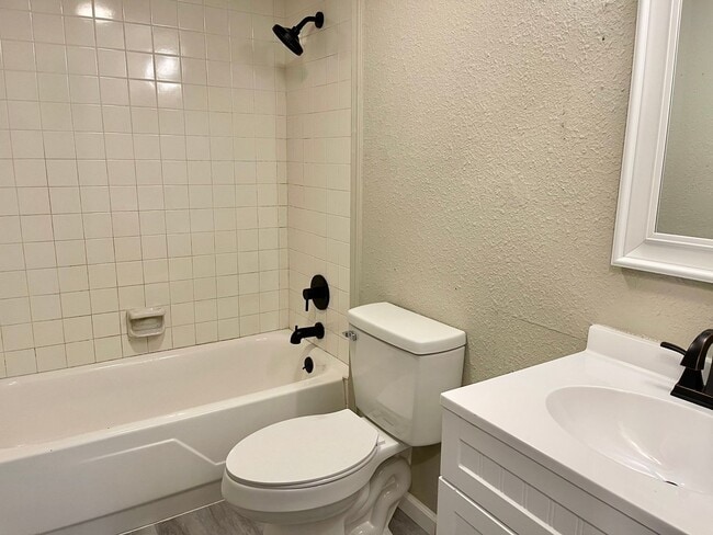 Building Photo - COMPLETE REMODEL - 3 BED 2 BATH 2 CAR - LO...