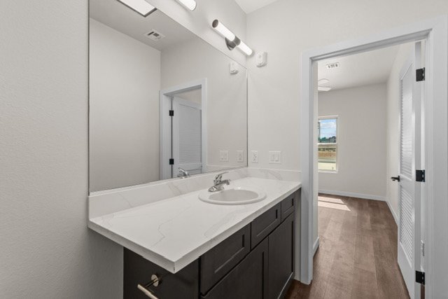 Building Photo - 524 N 7th St