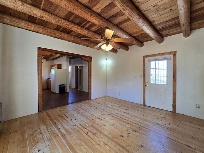Building Photo - 27633 W Frontage Rd