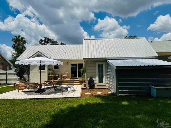 Building Photo - 1716 N 20th Ave