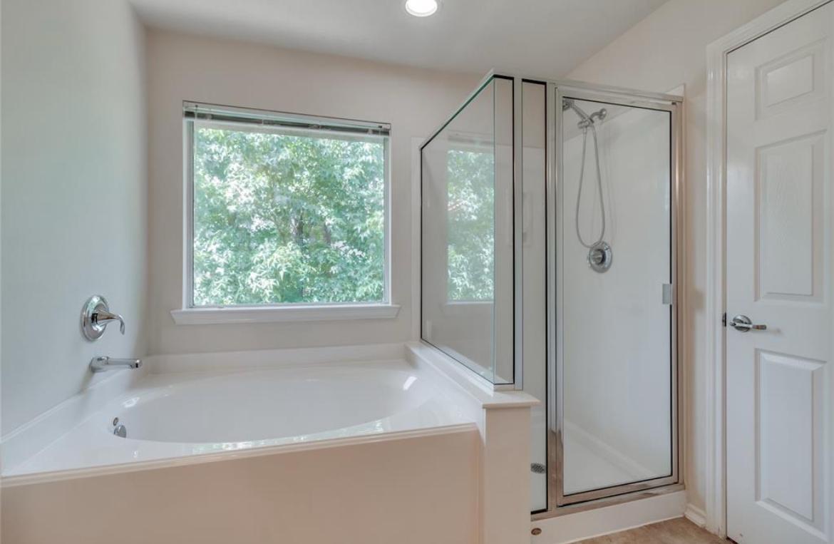 Building Photo - 38 Whitekirk Pl