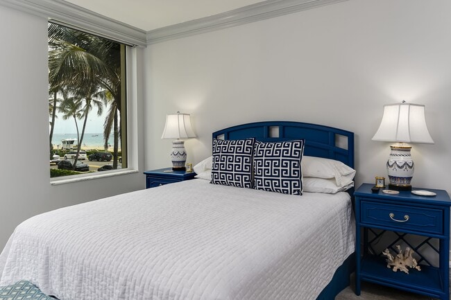 Building Photo - 340 S Ocean Blvd