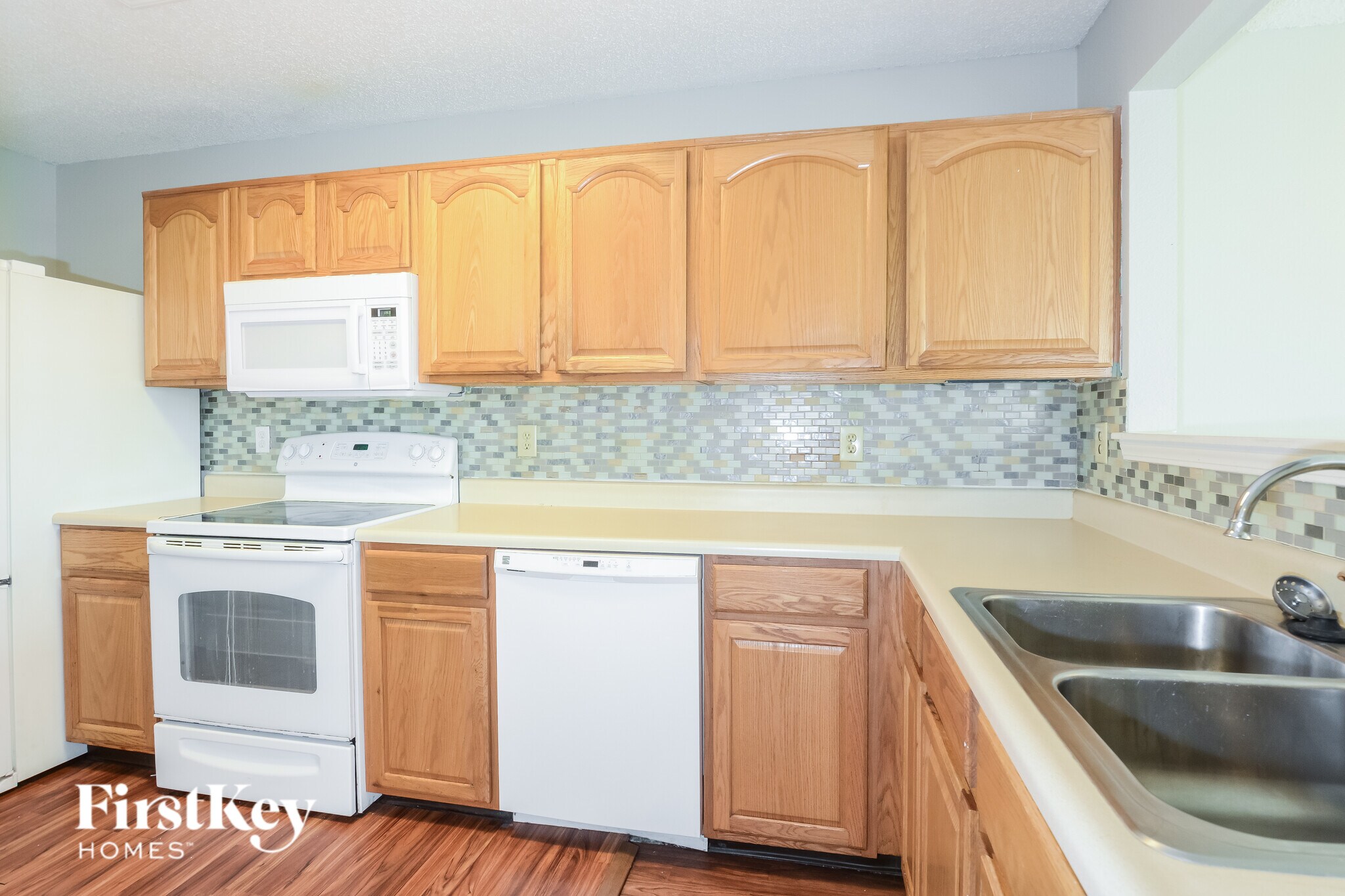 Building Photo - 1319 Freemont Ln