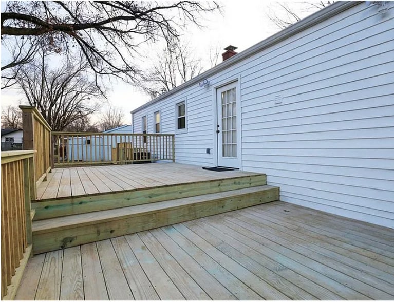 Building Photo - 5517 Willow Ave