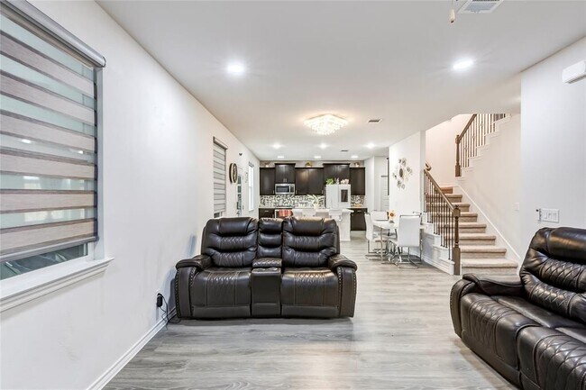 Building Photo - 149 Andesite Trl