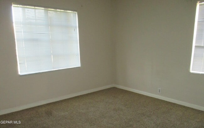 Building Photo - 4522 Bliss Ave