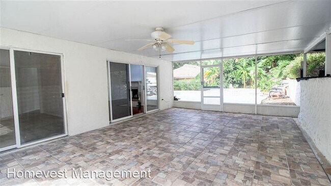 Building Photo - 913 Red Dandy Dr