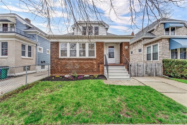 Primary Photo - 355 S Ogden St