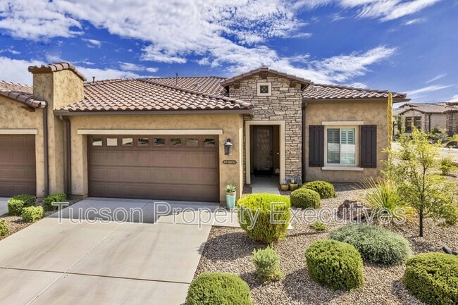 Building Photo - 30737 S Osprey Dr