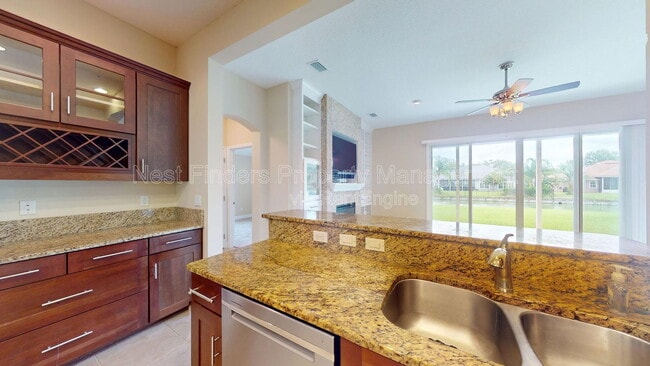 Building Photo - 4786 Yacht Ct
