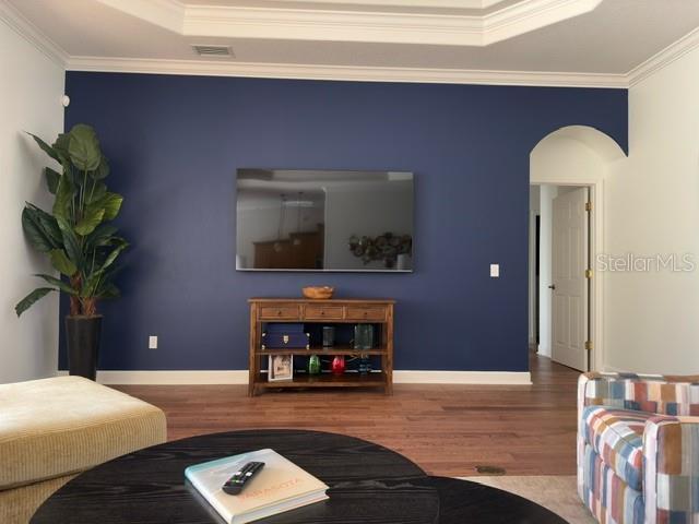 Building Photo - 10228 Silverado Cir
