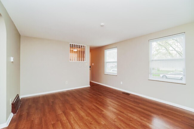 Building Photo - 2959 Olivette Rd