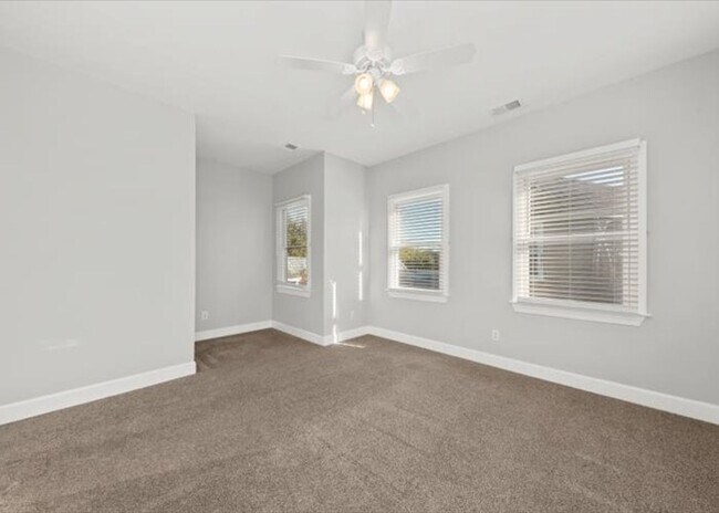 Building Photo - 2 Bedroom, 2.5 Bath Condo in Harleston Village of Downtown Charleston!