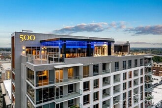 Building Photo - 500 W Trade St