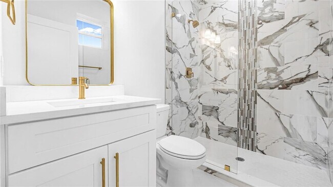 Building Photo - 2730 37th Ave N