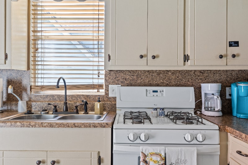 Building Photo - 5008 Parker St