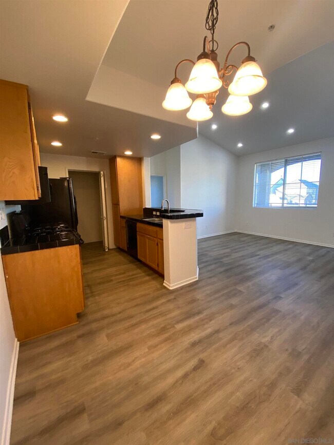 Building Photo - 1344 Paizay Pl