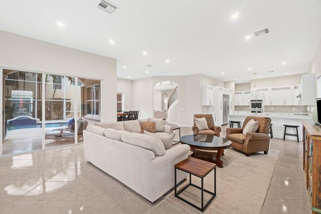 Building Photo - 9586 Campi Dr