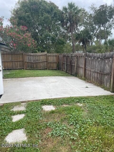 Building Photo - 744 Aquatic Dr