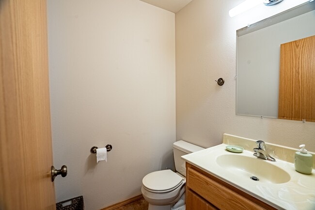 Building Photo - 10809 N McLaughlin Rd