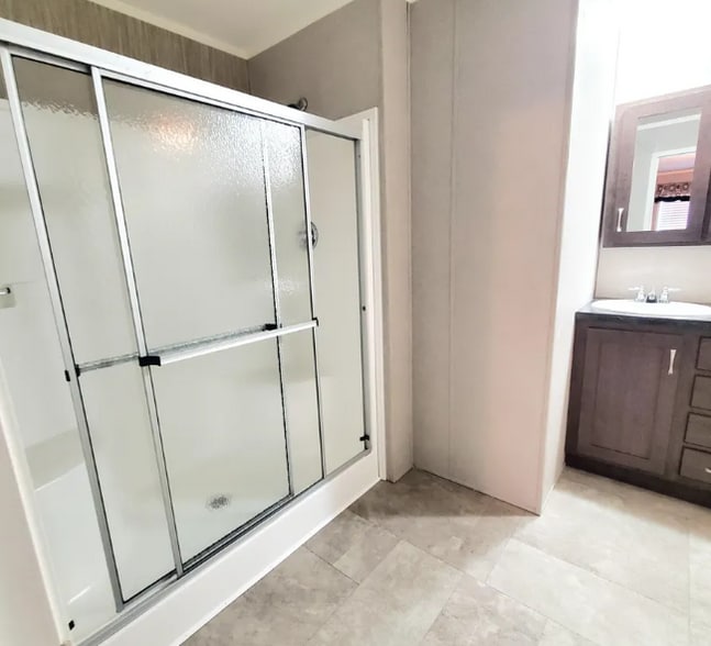 Building Photo - 9576 Mariner Dr