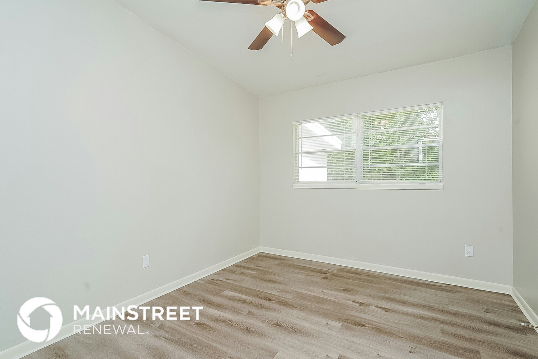 Building Photo - 1301 Wood Ave