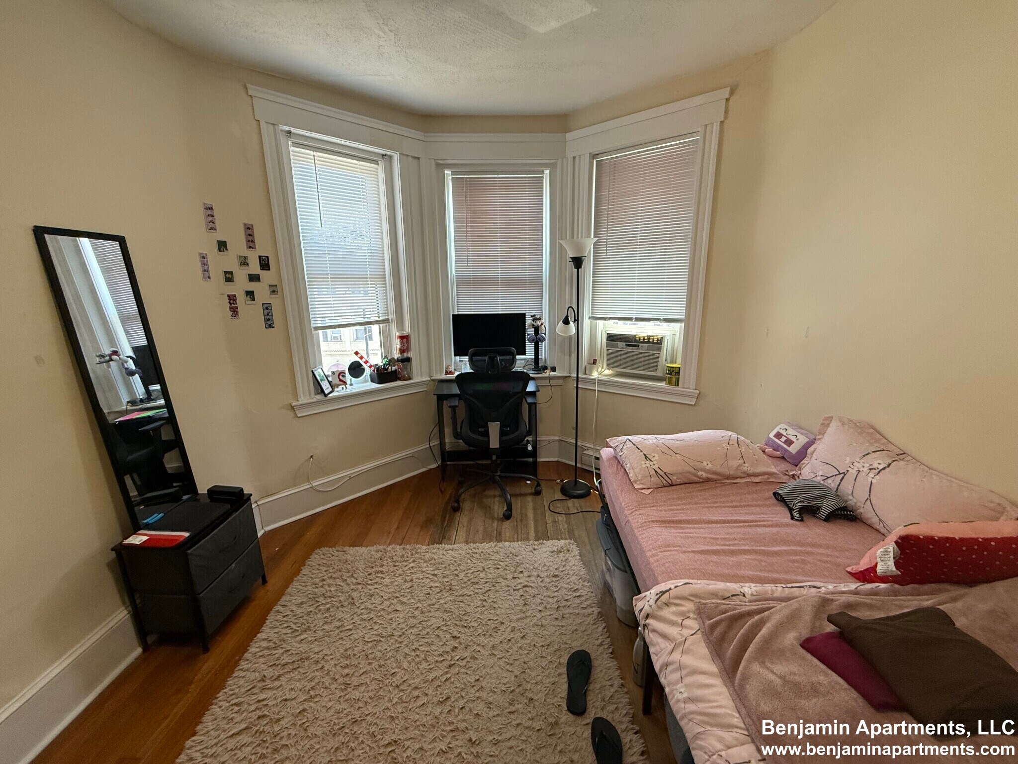 Building Photo - 895 Huntington Ave