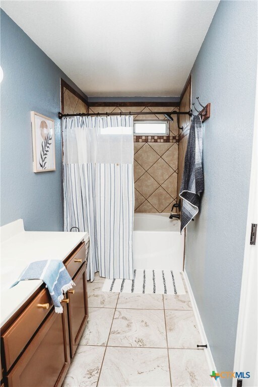 Building Photo - 3904 Split Oak Dr