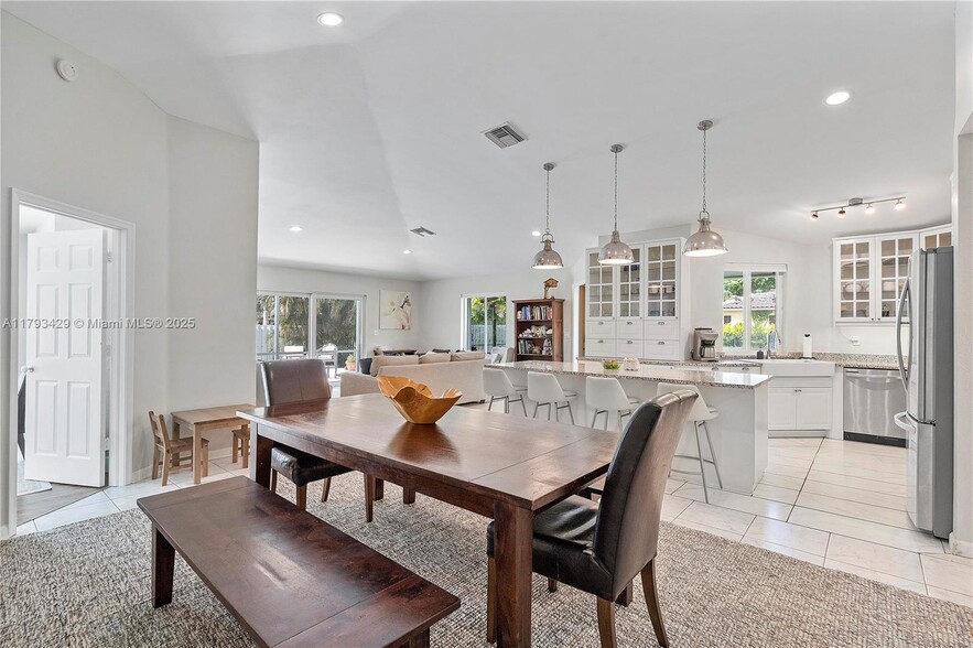Primary Photo - 11780 NW 27th Ct