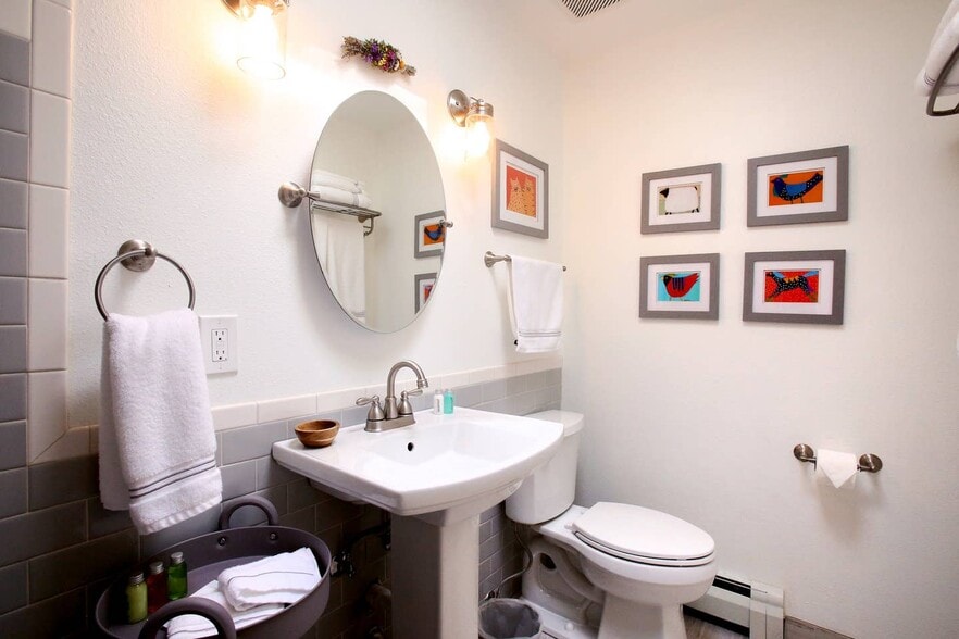 Building Photo - 1572 Avenida de Las Americas