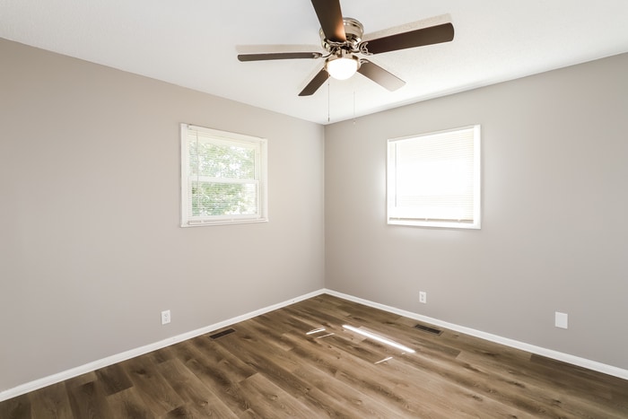 Building Photo - 1409 N Ponca Dr