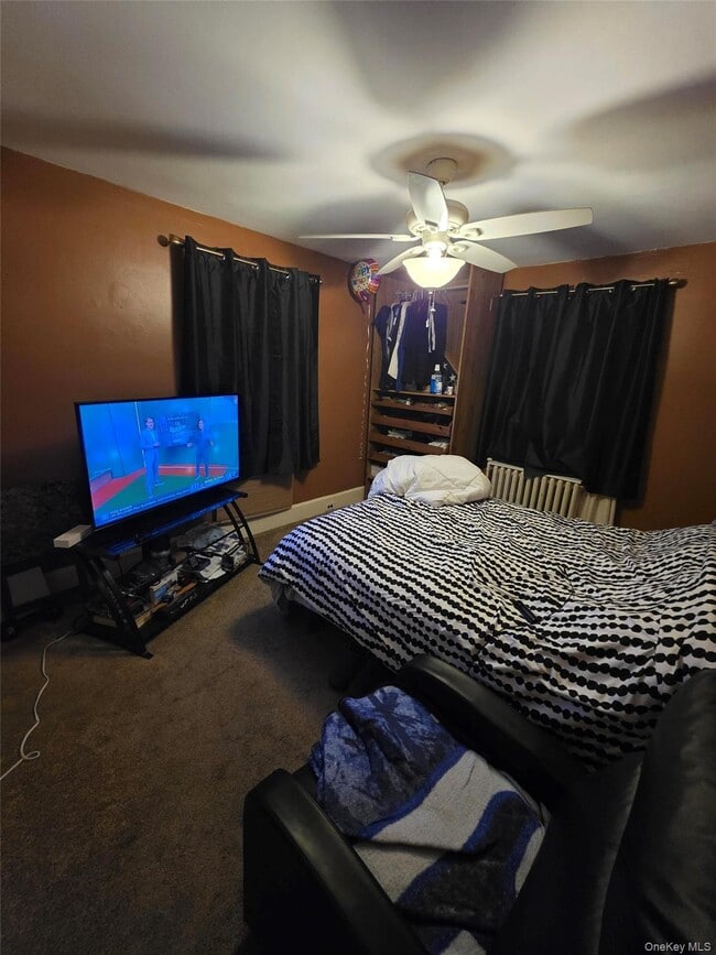 Building Photo - 121 4th St