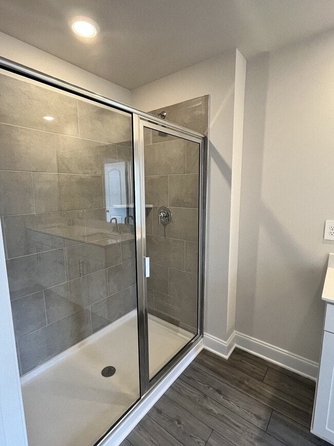 Building Photo - 204 Douglas Bend Rd