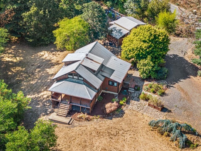 Building Photo - Monroe Four Bedroom on Acreage - Rare Find!