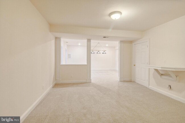 Building Photo - 2527 Hunter Mill Rd