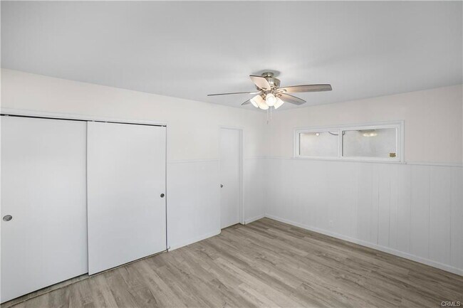 Primary Photo - 7400 Cozycroft Ave