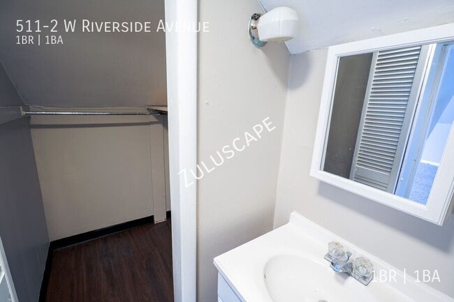 Building Photo - 511 W Riverside Ave