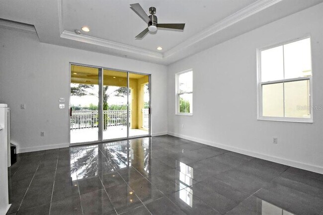 Building Photo - 1520 Lake George Dr