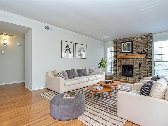 Building Photo - 4159 Steck Ave