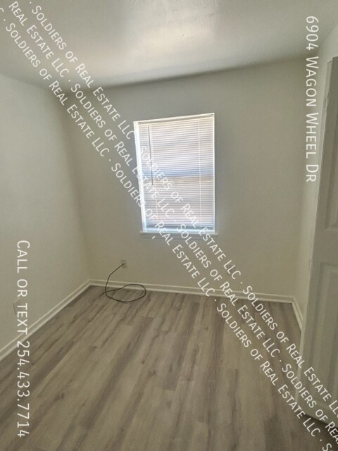 Building Photo - 6904 Wagon Wheel Dr