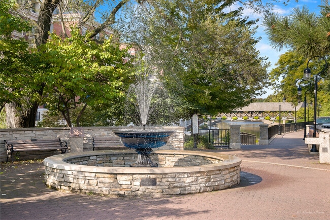 Building Photo - 1203 Whispering Hills Ct