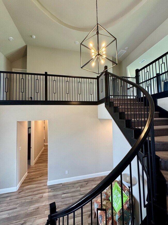 Building Photo - 1731 Tombstone Dr