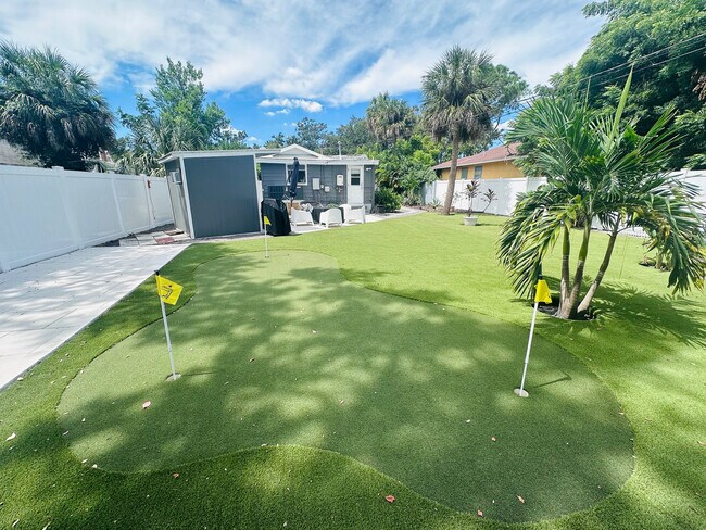 Building Photo - 2402 52nd St S