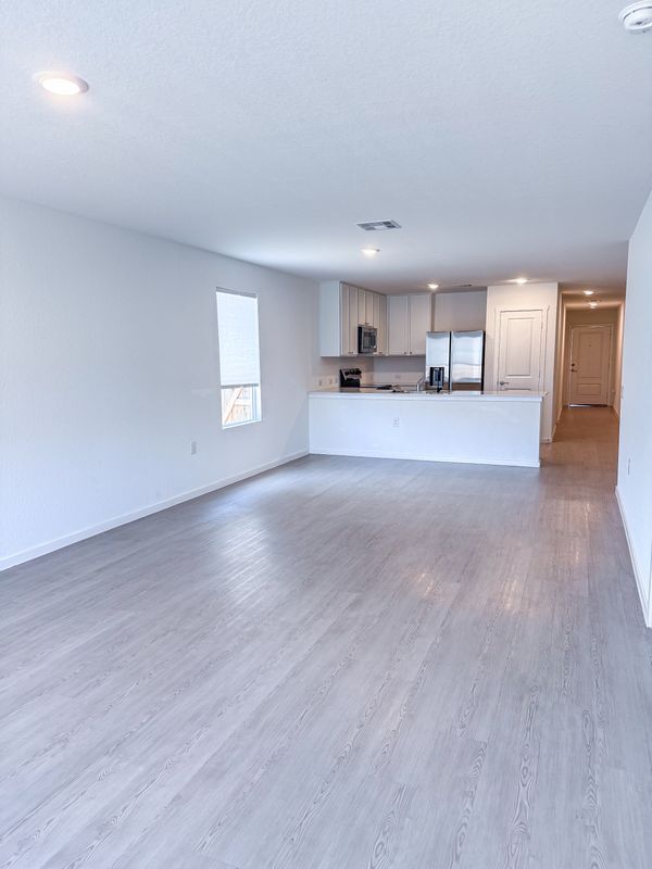 Building Photo - 5915 Remember Wy