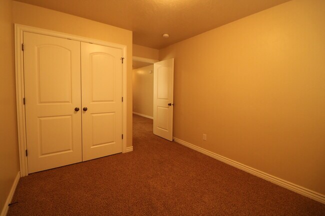 Building Photo - Traverse Mountain Home