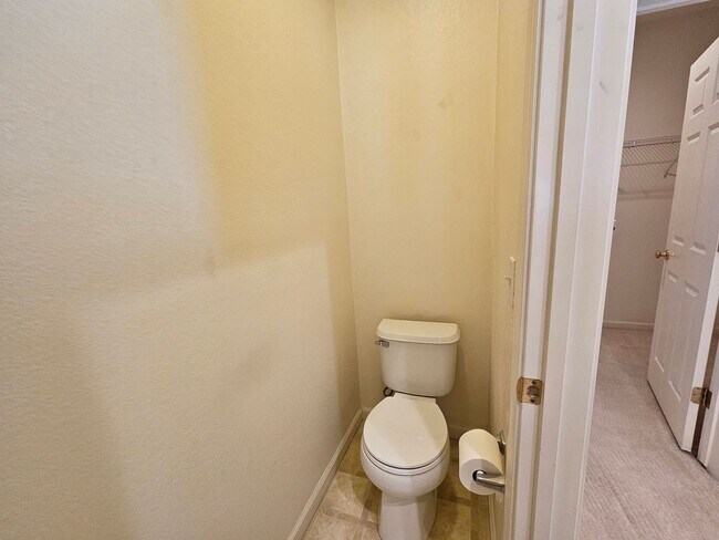 Building Photo - Single story home in Sylvan School District!