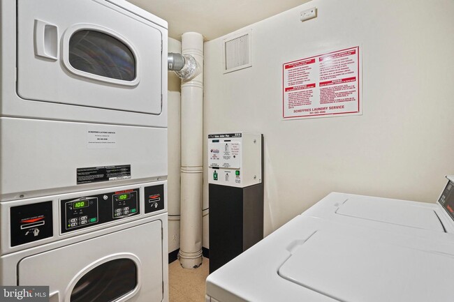 Laundry room - 575 Thayer Ave