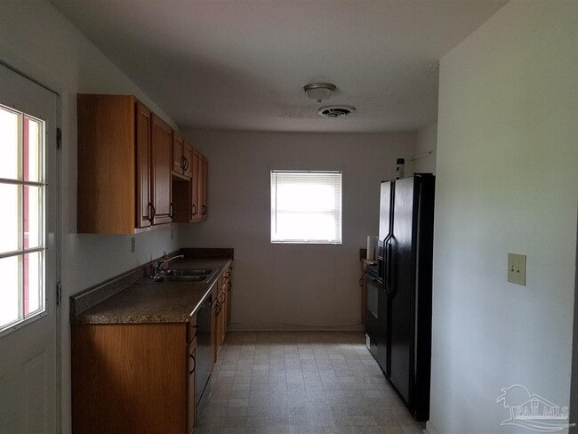 Building Photo - 6426 Wagner Rd