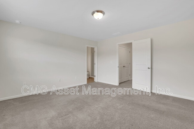 Building Photo - 6417 Mountain Home Way