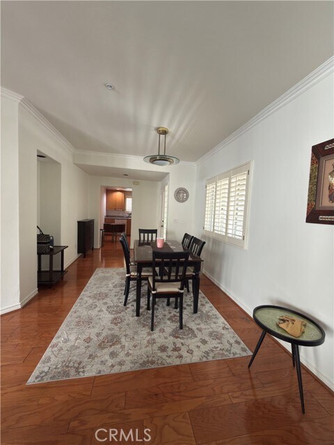 Building Photo - 2233 Martin